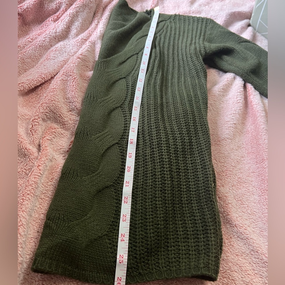 #224 Green knitted sweater - Picture 3 of 5